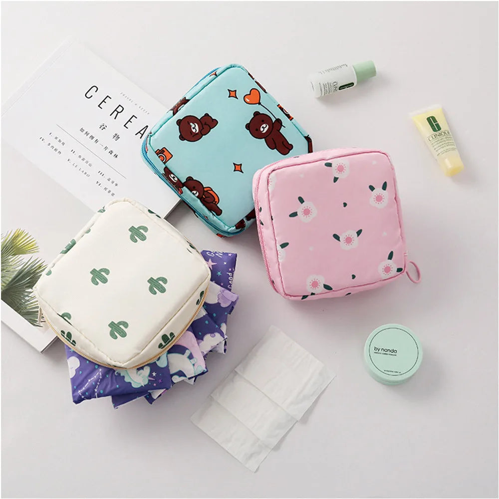 Korean Cute Bear Large Capacity Sanitary Napkin Storage Bags Girls Cartoon Physiological Period Tampon Organiser Bag Mini Bag