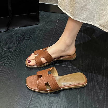 Sandals Womens High Heel Sandals Fashion Flats Women Square Heel Beach Slippers Sandalias Mujer Elegant 2024 Summer New Slippers