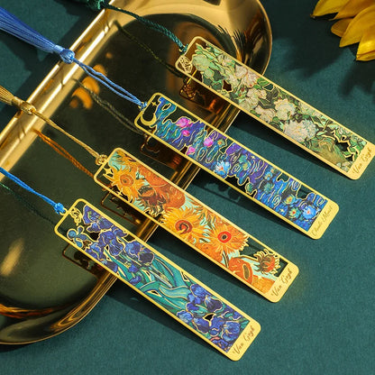 1 pc Retro Floral Painting Metal Bookmark Hollow Bronzing Bookmark With Tassel For Book Club Reader Writers Book Lovers Students