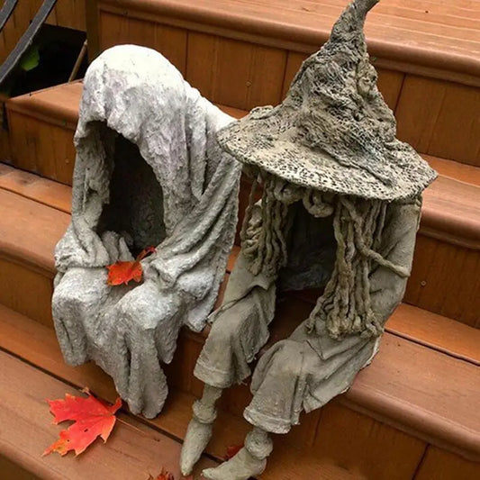 Outdoor Witch Statue Spooky Ghost Sitting Sculpture Solar Energy Lamp Holloween Supplies for Gardens Courtyards Party Decoration