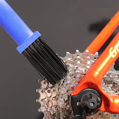 Portable Bicycle Chain Cleaner Motorcycle Road Bike Chain Clean Brush Bicycle Clean Tool Kit Cycling Chain Cleaner Maintenance