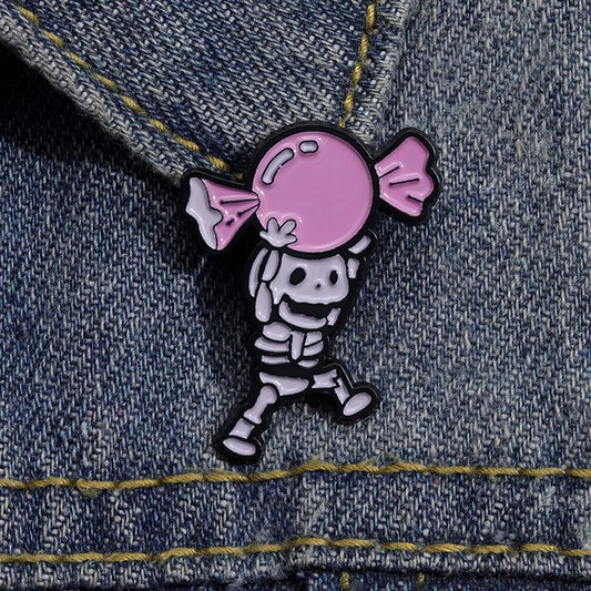 Candy Skull Enamel Pins Custom Halloween Funny Brooches Lapel Badges Christmas Punk Gothic Jewelry Gift for Kids Friends