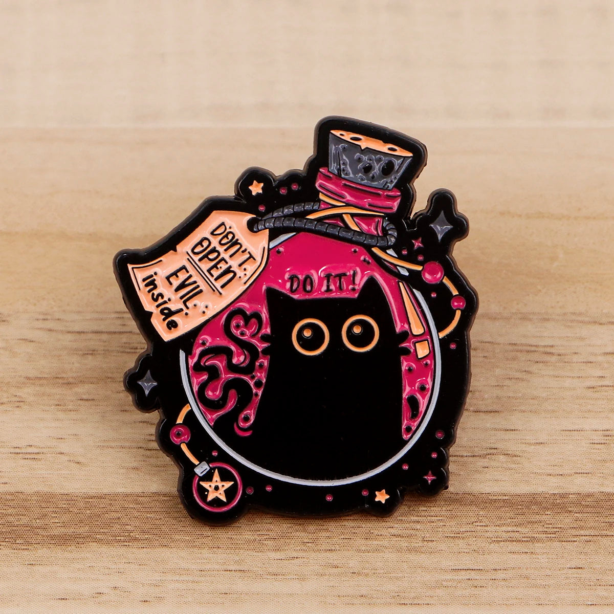 Black Cat Enamel Pin Funny Witch Brooches for Women Men Lapel Pin Backpack Bags Badges Halloween Gifts Clothing Accessories